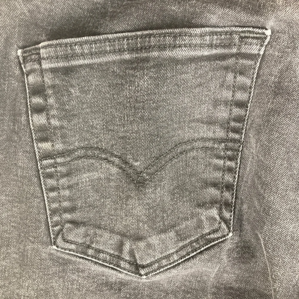 Levis 514 Straight‎ Fit Jeans Mens 34x29 (34x28) Faded Black Denim Pants
